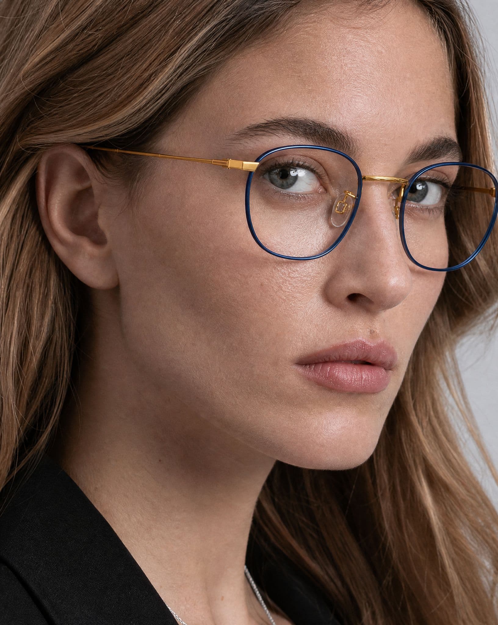 ME Paris, Matte Denim — Close on the frame